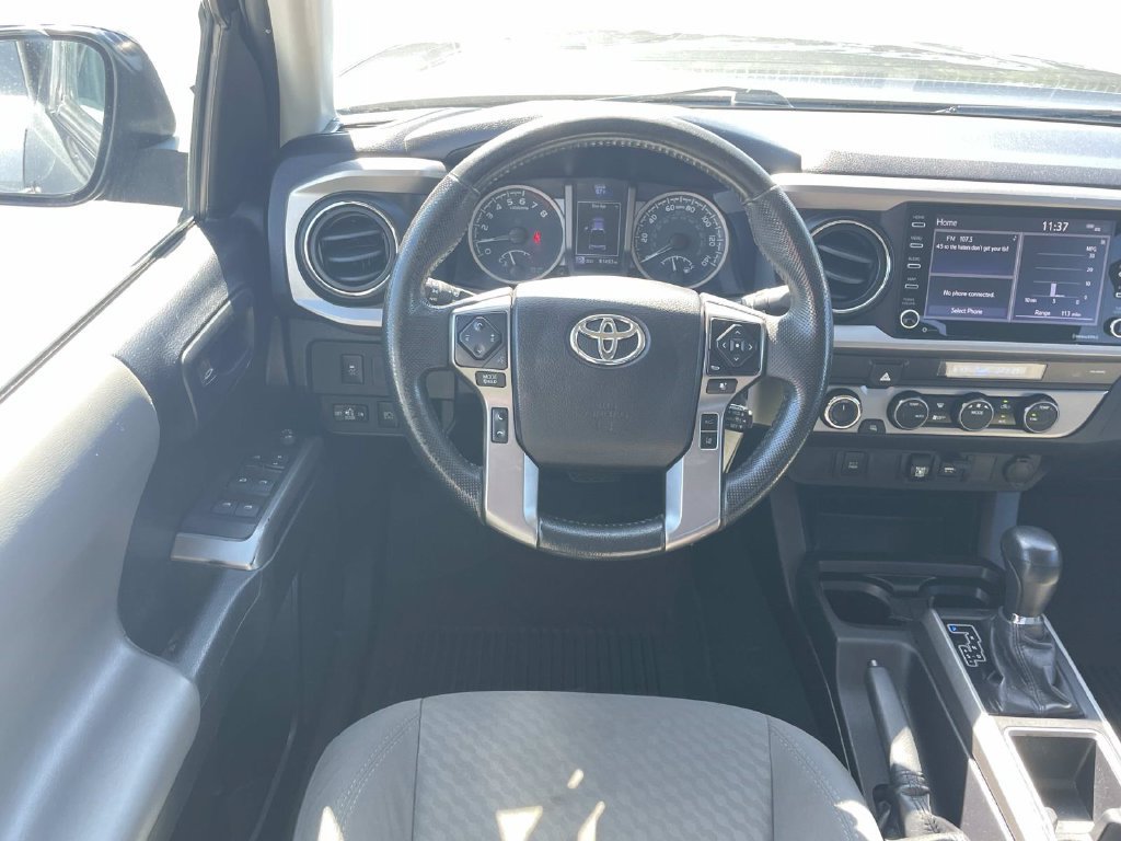 Used 2021 Toyota Tacoma SR5 AWD/4WD image 13