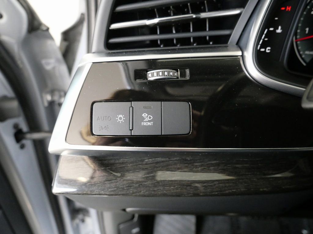 Used 2022 Audi Q7 3.0T Premium Plus image 12