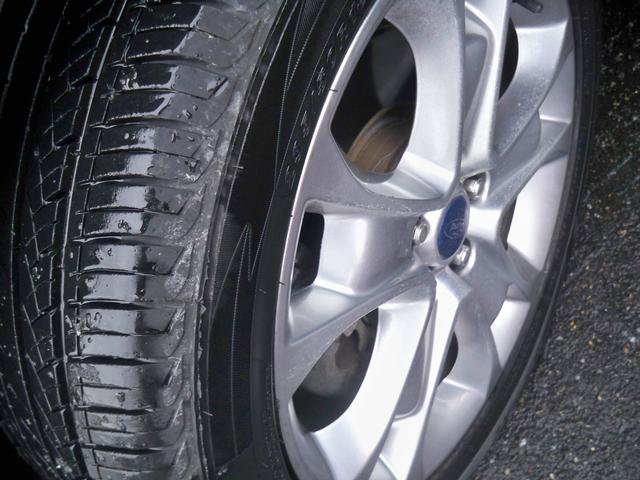 Used 2015 Ford Escape Titanium w/ Equipment Group 301A image 8