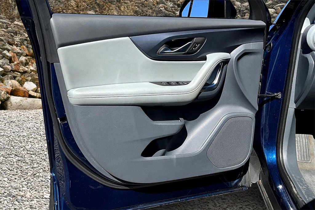 Used 2022 Chevrolet Blazer LT image 19