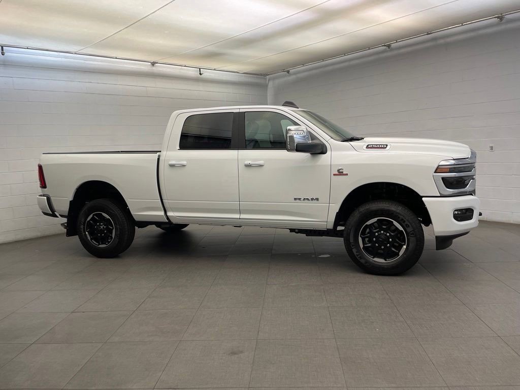 New 2026 RAM 2500 Laramie AWD/4WD image 2