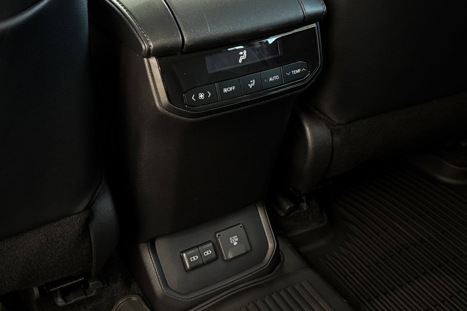 New 2026 Toyota Highlander Limited AWD/4WD image 14