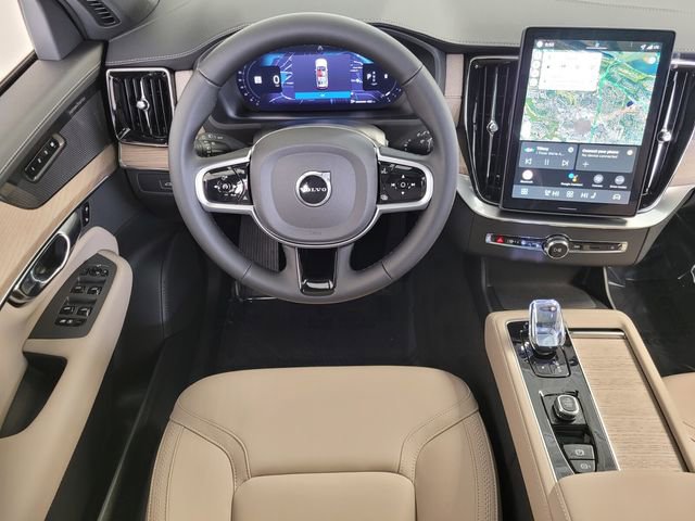 New 2026 Volvo XC90 B5 Plus w/ Protection Package Premier AWD/4WD image 13