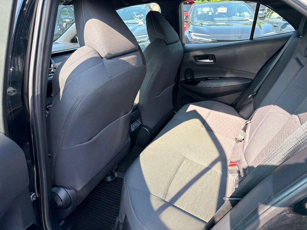 Certified 2025 Toyota Corolla SE FWD image 19