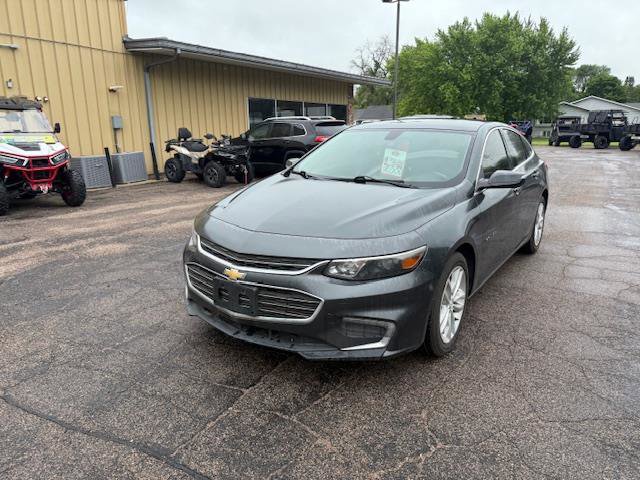 Used 2018 Chevrolet Malibu LT image 2