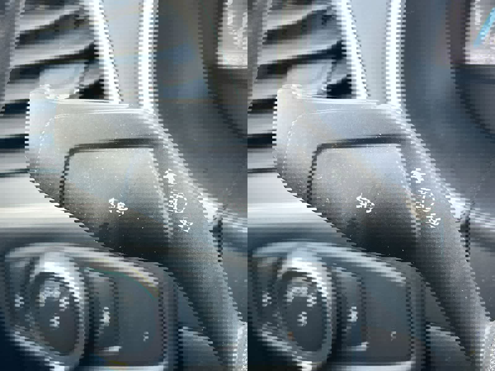 Used 2017 Ford Edge SEL w/ Equipment Group 201A AWD/4WD image 26