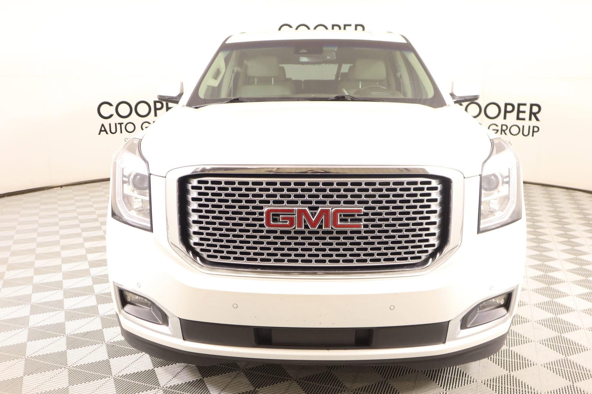 Used 2016 GMC Yukon Denali w/ Open Road Package image 10
