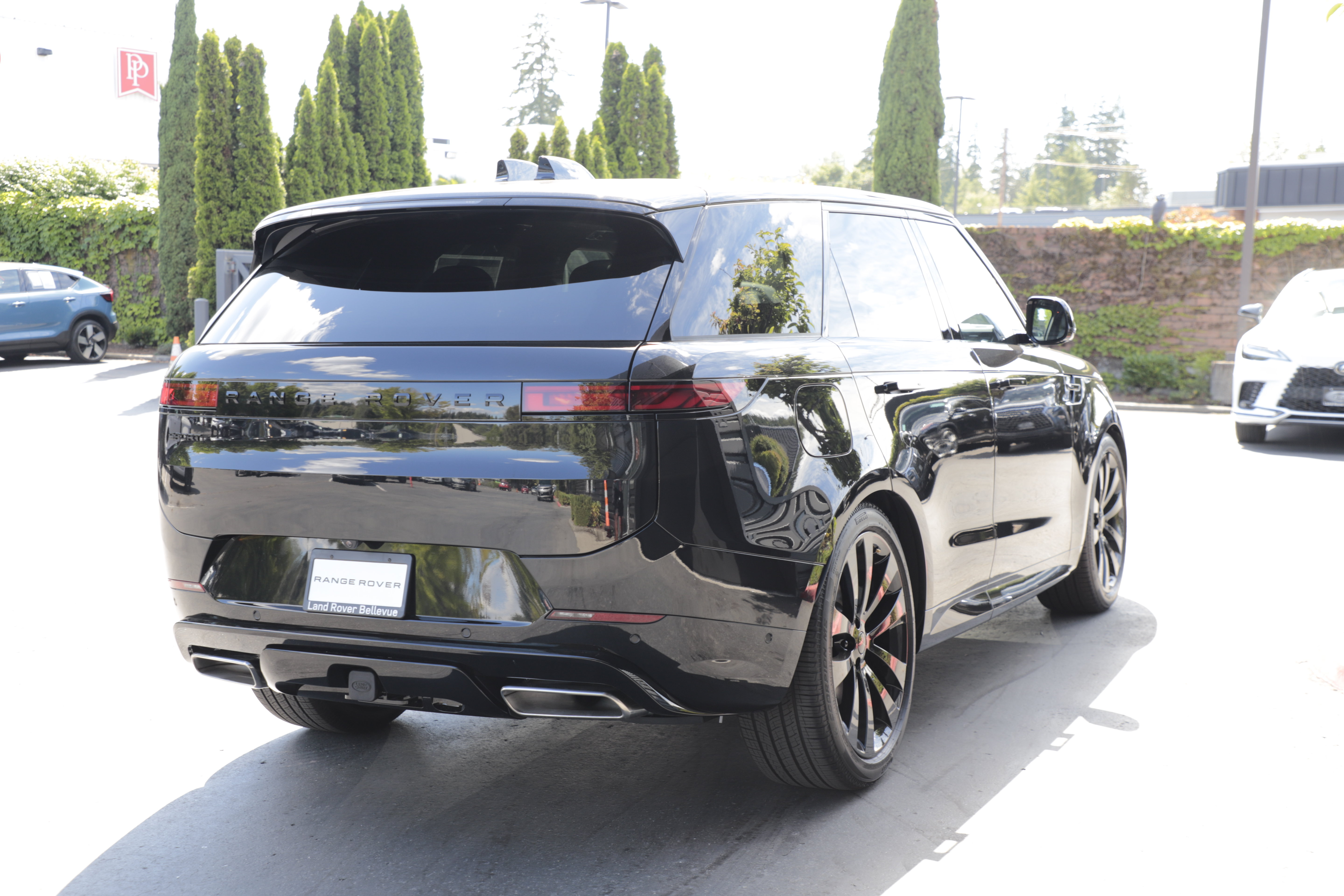 New 2026 Land Rover Range Rover Sport Dynamic SE AWD/4WD image 10