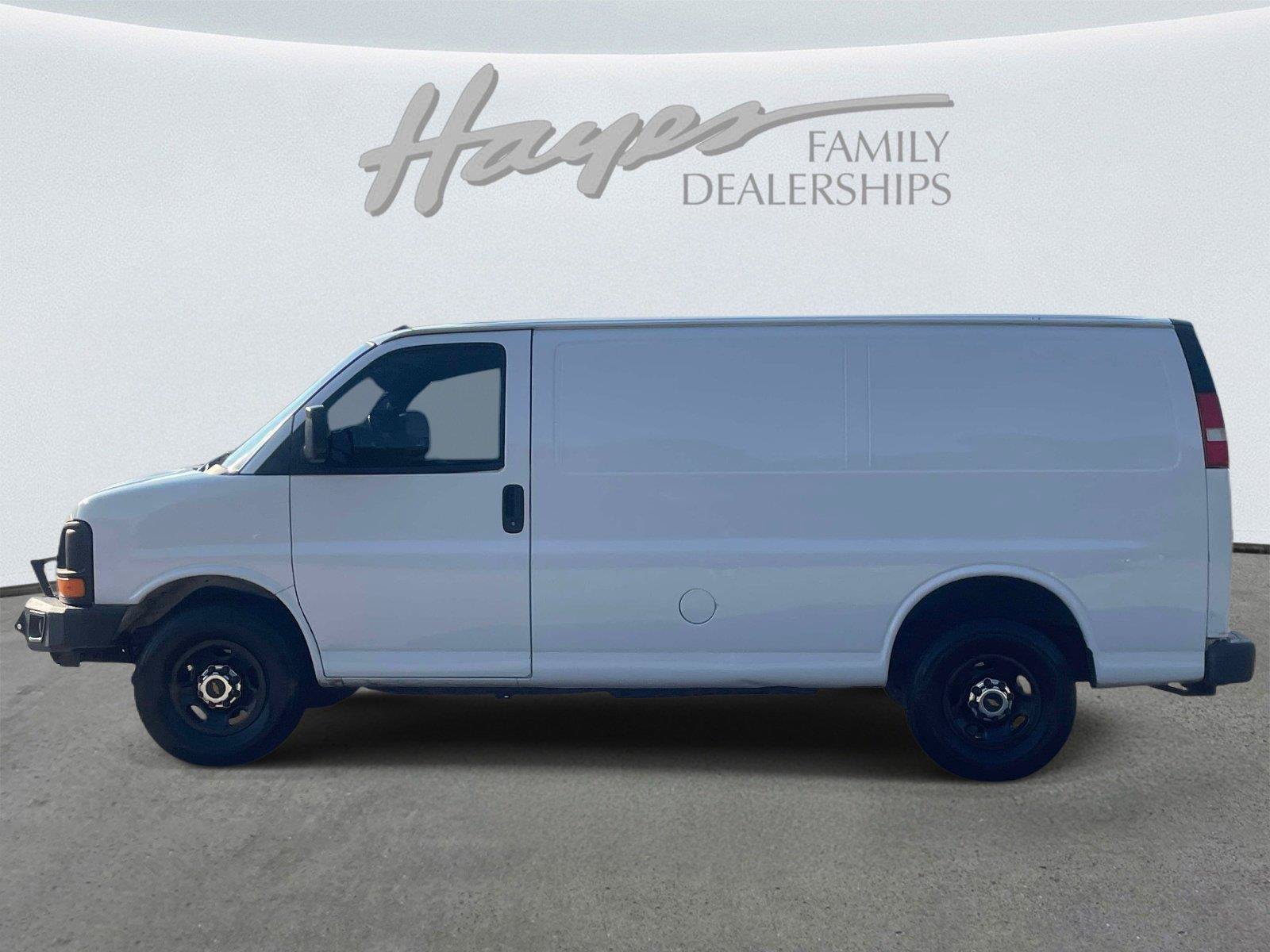 Used 2015 Chevrolet Express 2500 RWD image 6