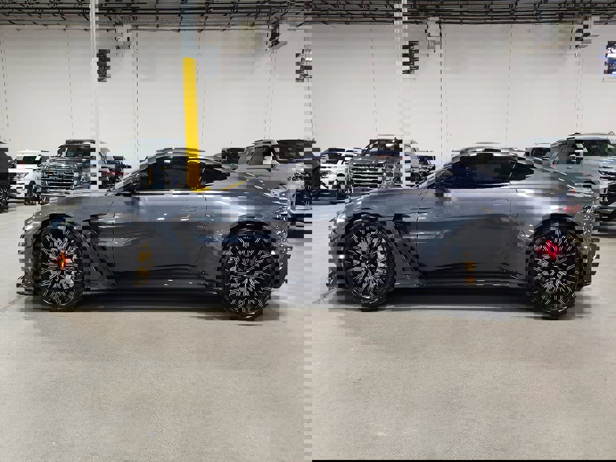 Used 2023 Aston Martin V12 Vantage image 7