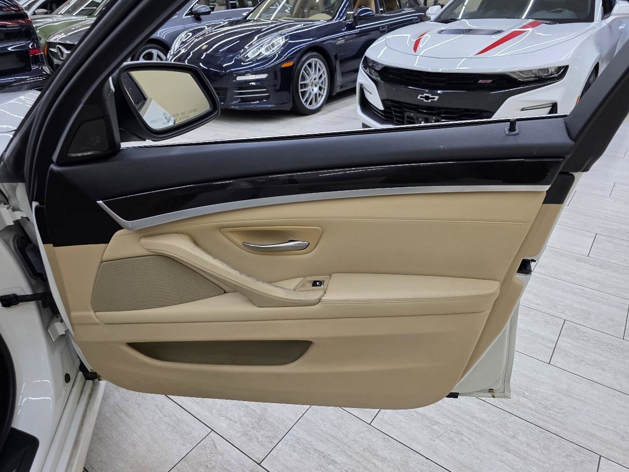 Used 2014 BMW 535i Sedan RWD image 38
