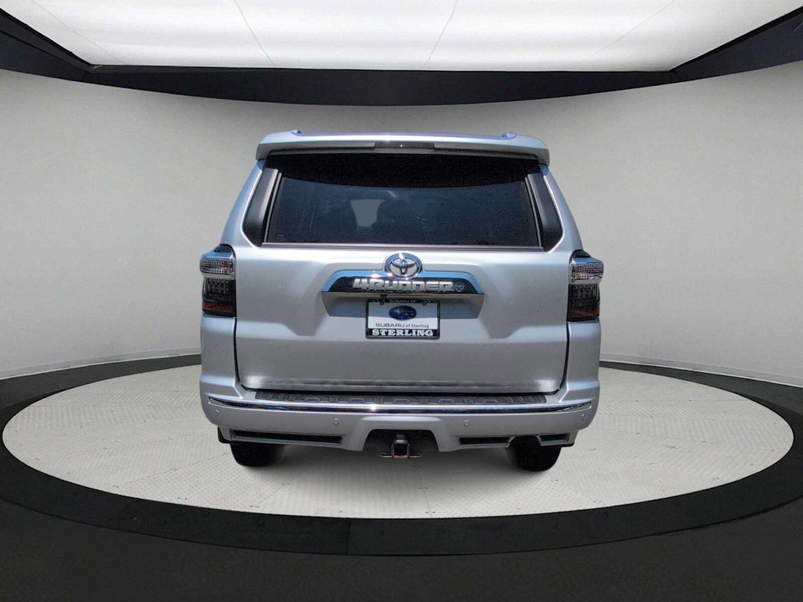 Used 2023 Toyota 4Runner Limited AWD/4WD image 7