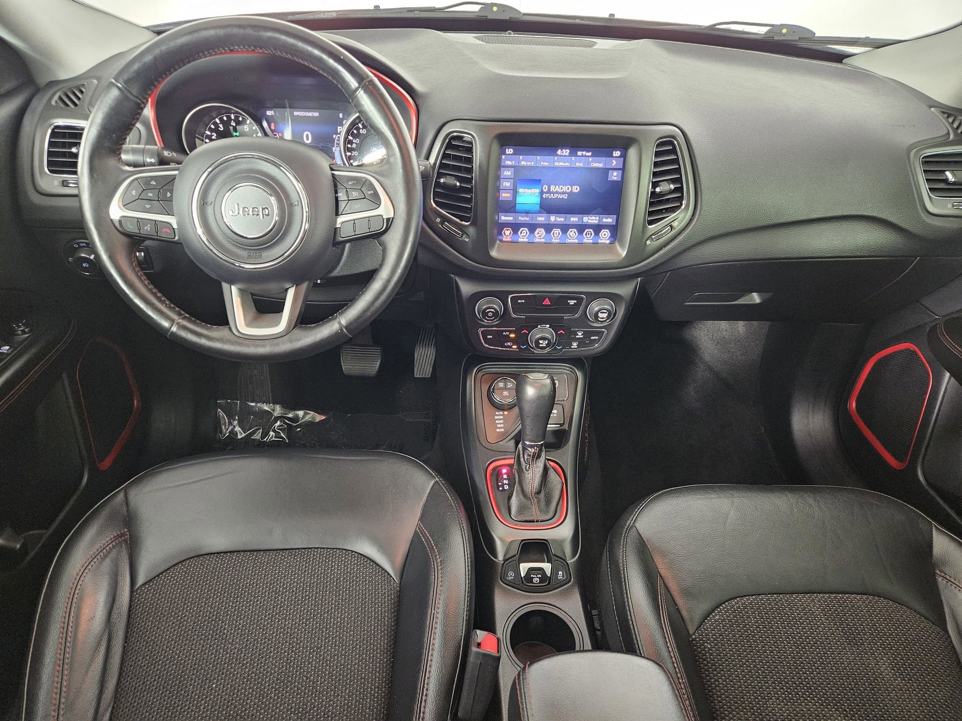 Used 2019 Jeep Compass Trailhawk w/ Cold Weather Group image 36