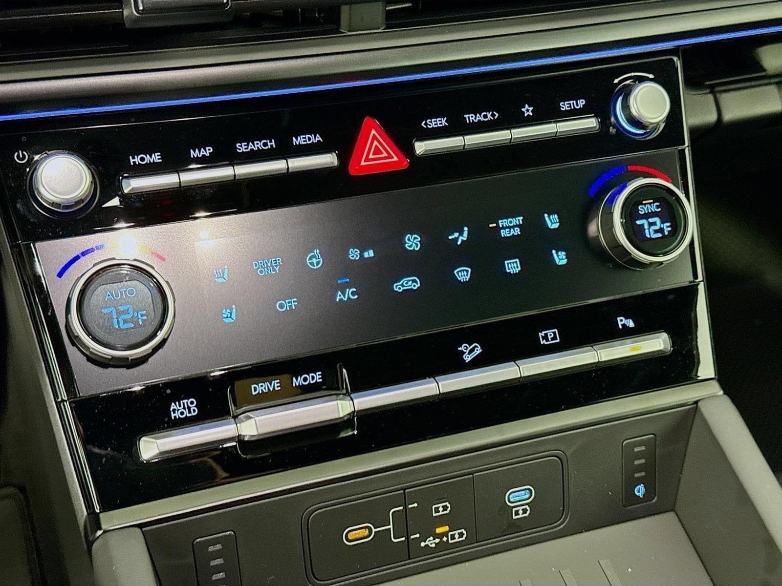 New 2026 Hyundai Santa Fe Calligraphy FWD image 18