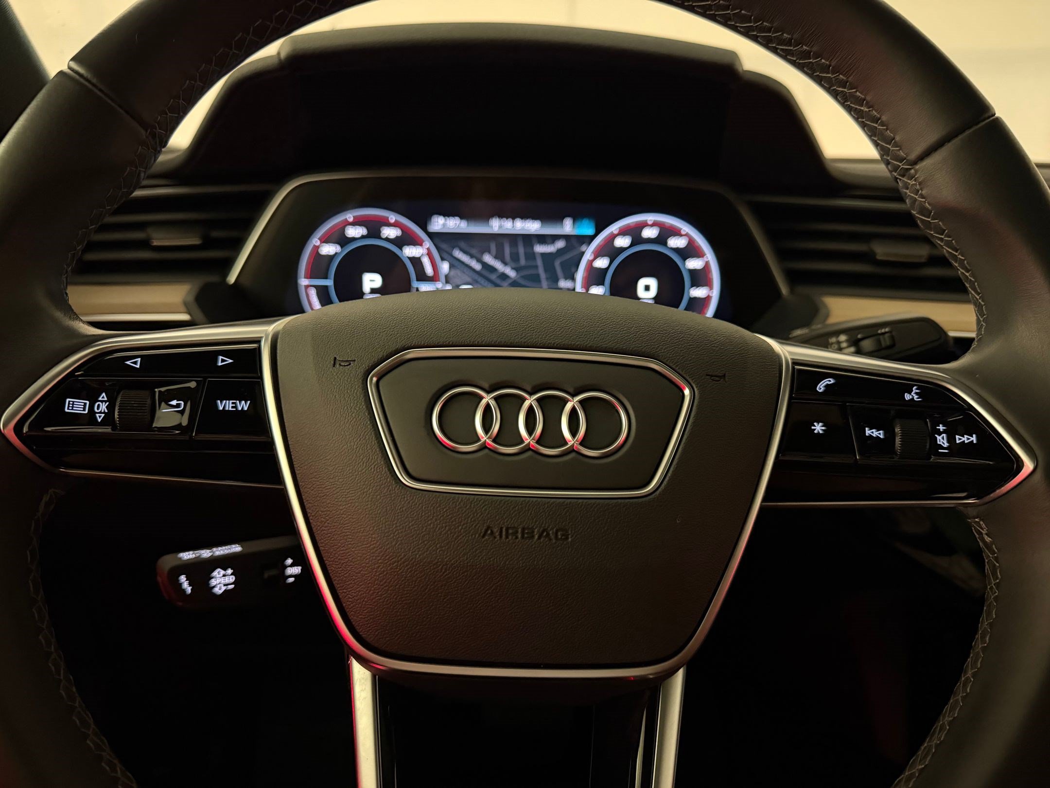 Used 2024 Audi Q8 e-tron Premium AWD/4WD image 11