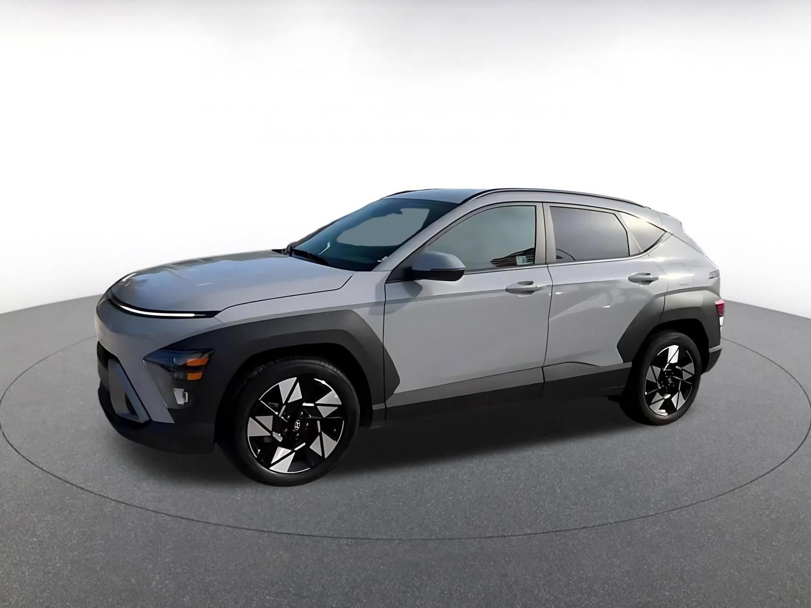 Used 2025 Hyundai Kona SEL image 4