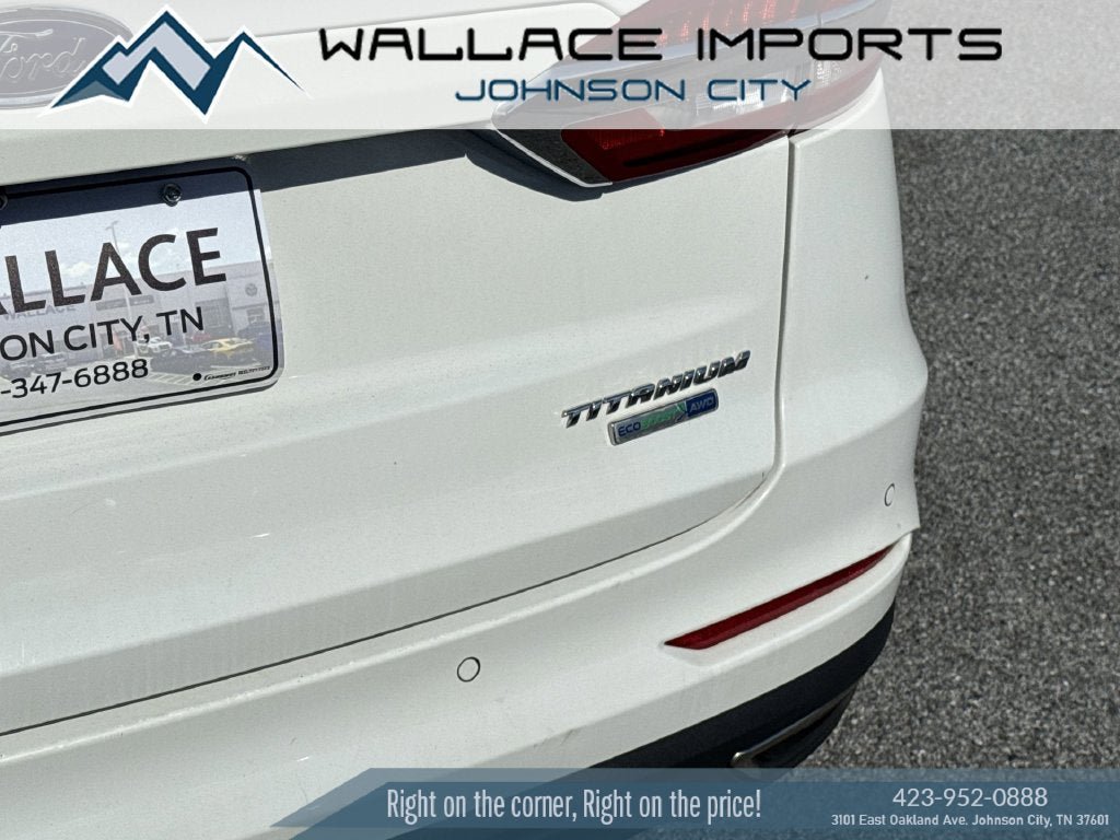 Used 2020 Ford Fusion Titanium AWD/4WD image 11