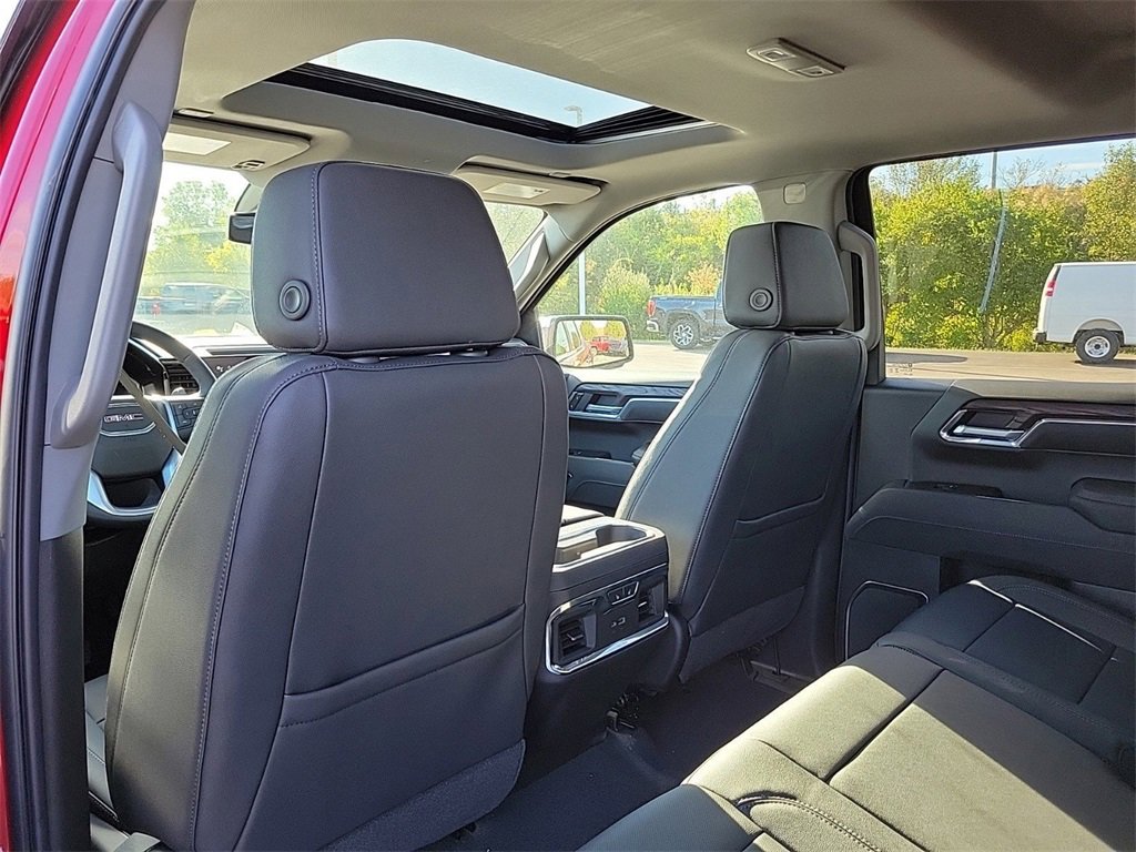 New 2026 GMC Sierra 1500 SLT w/ SLT Premium Package image 12