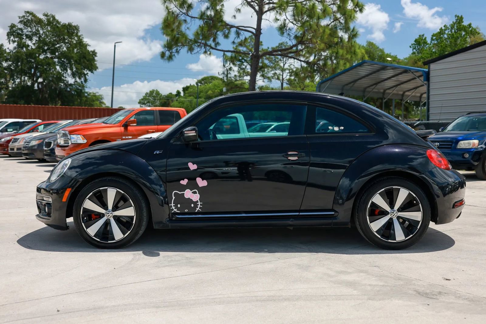 Used 2014 Volkswagen Beetle R-Line image 3