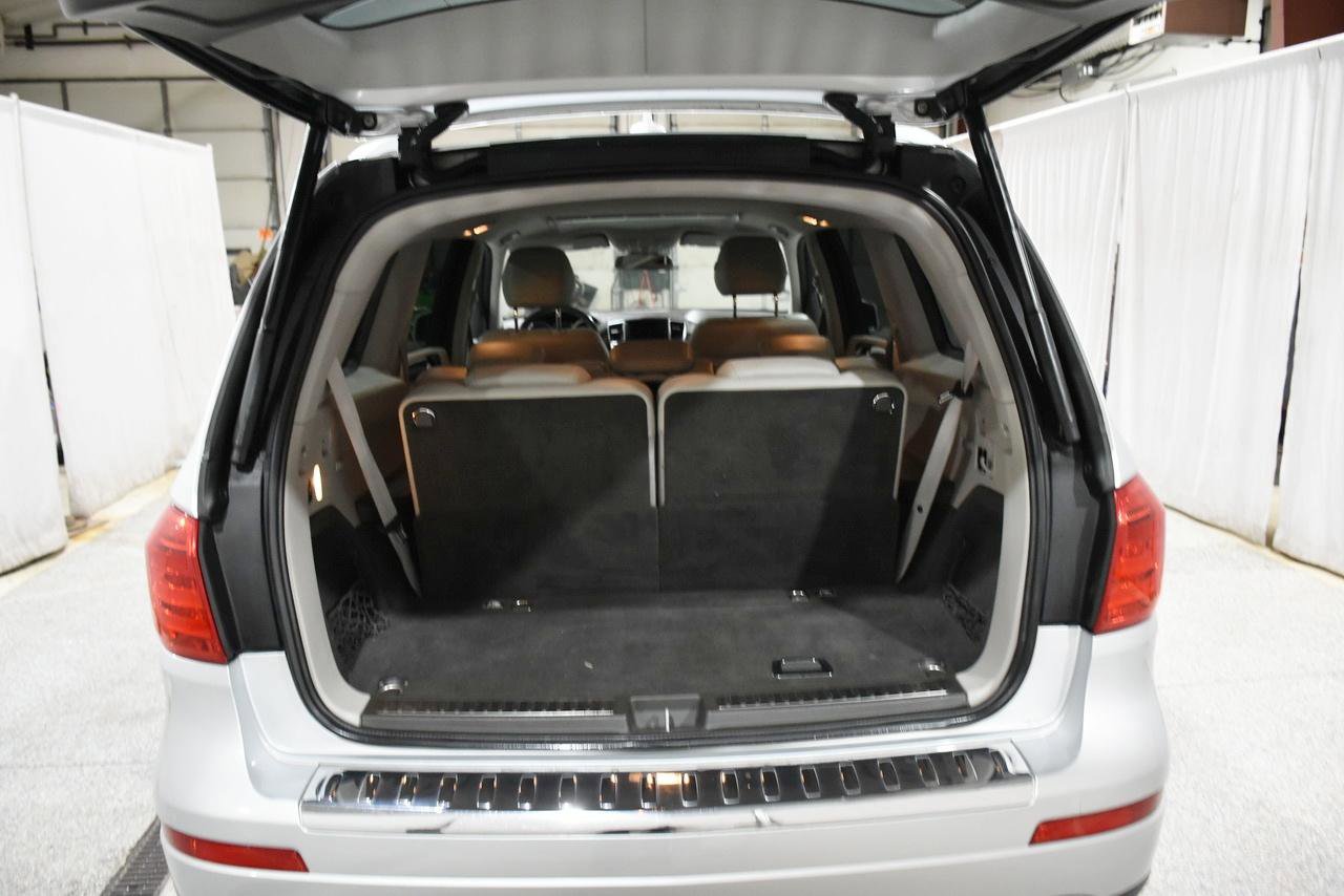 Used 2013 Mercedes-Benz GL 450 4MATIC w/ Premium 1 Pkg image 21