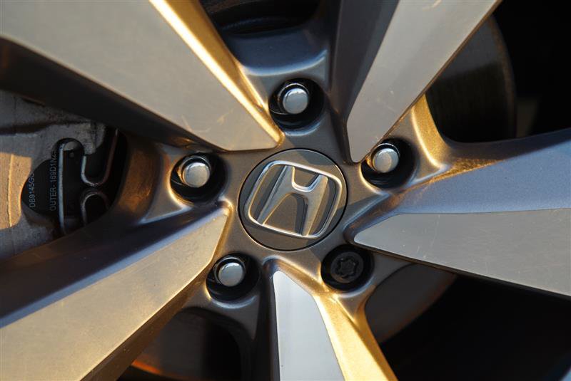 Used 2019 Honda Accord Touring image 12