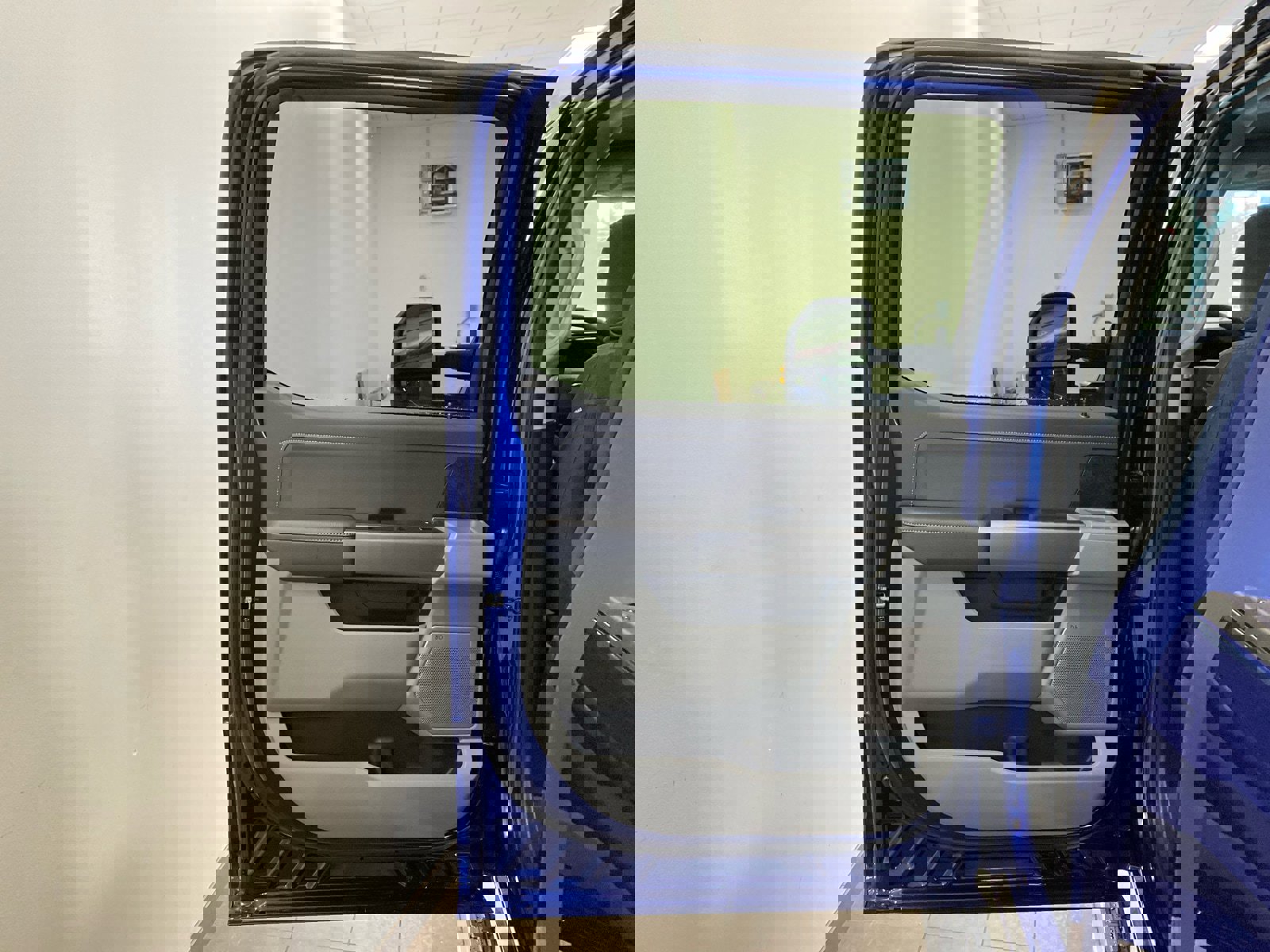 New 2026 Ford F350 XLT w/ XLT Premium Package image 8