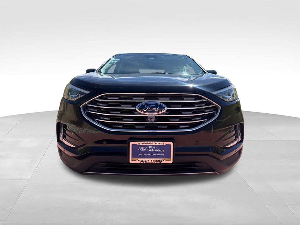 Certified 2022 Ford Edge Titanium w/ Equipment Group 301A AWD/4WD image 2