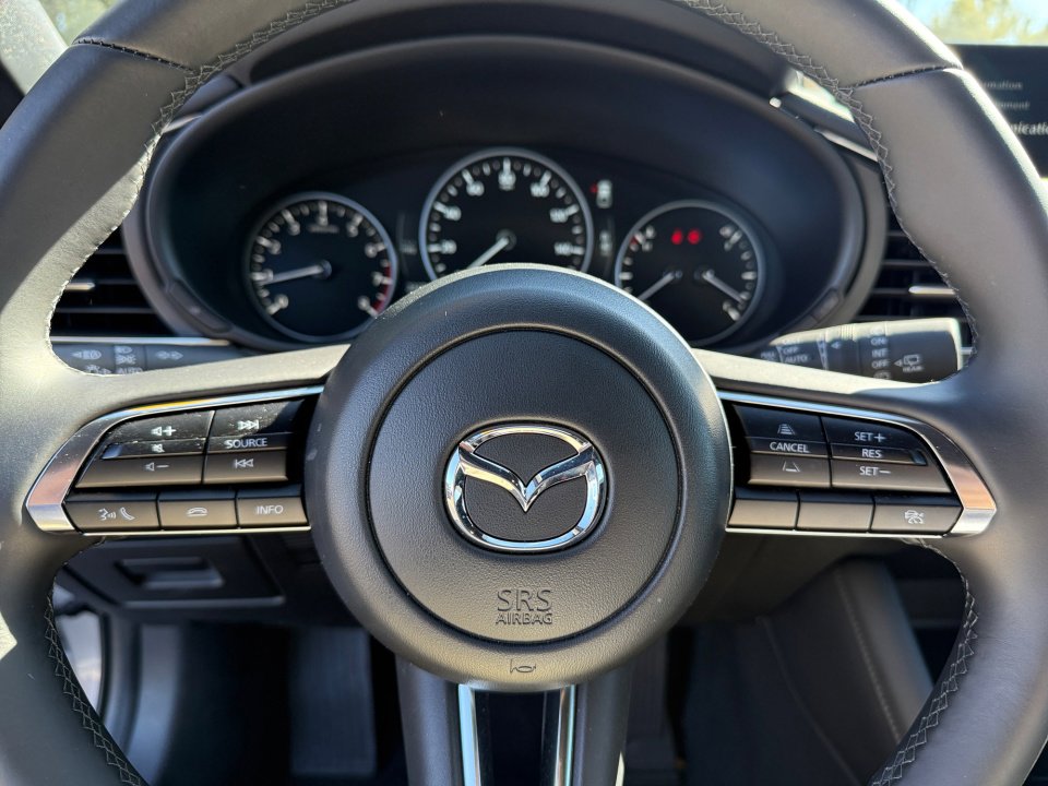 Certified 2025 MAZDA MAZDA3 s image 22