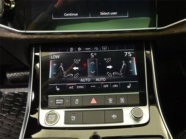 Used 2023 Audi Q8 Premium image 6