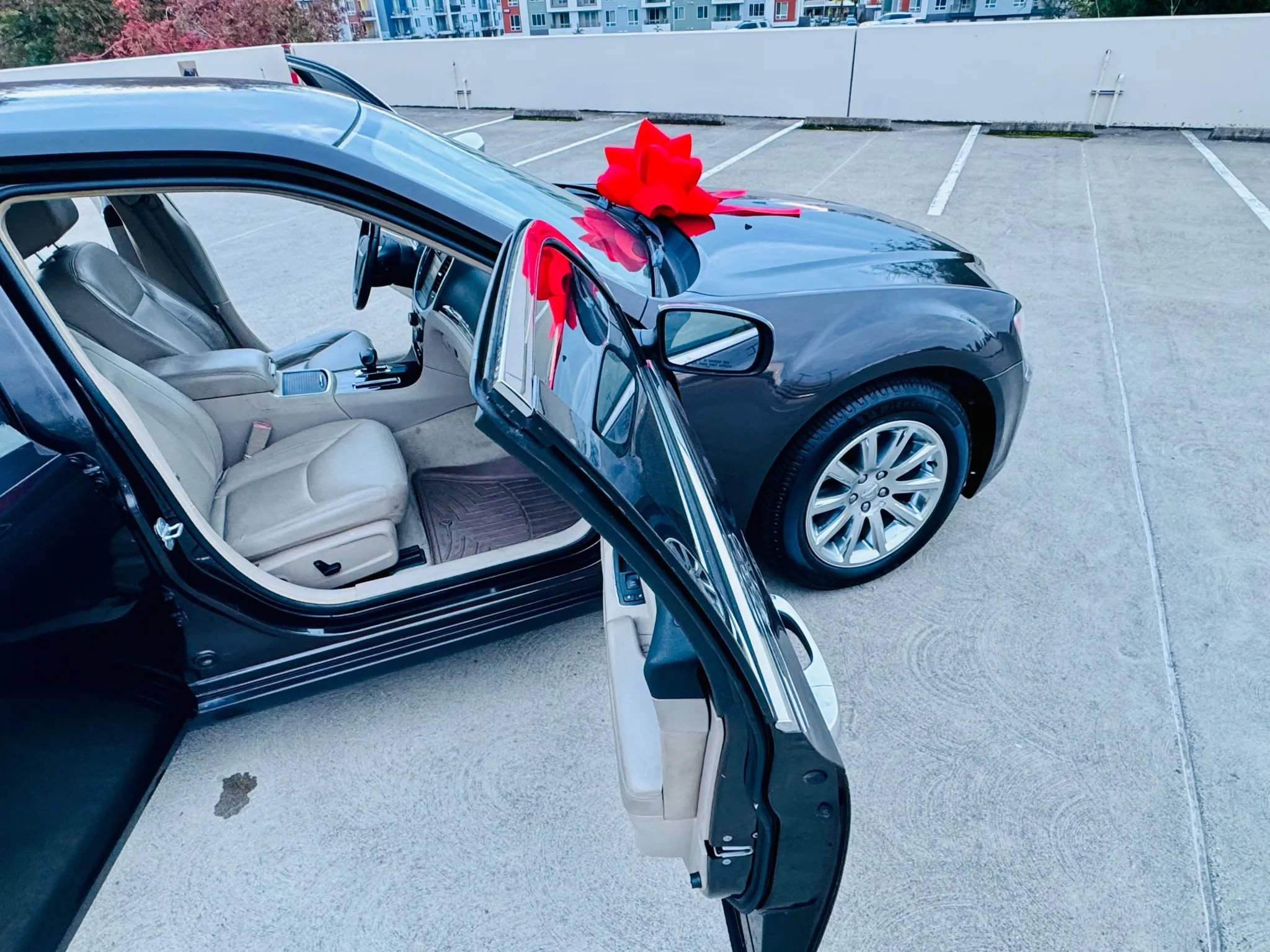 Used 2012 Chrysler 300 Limited RWD image 51