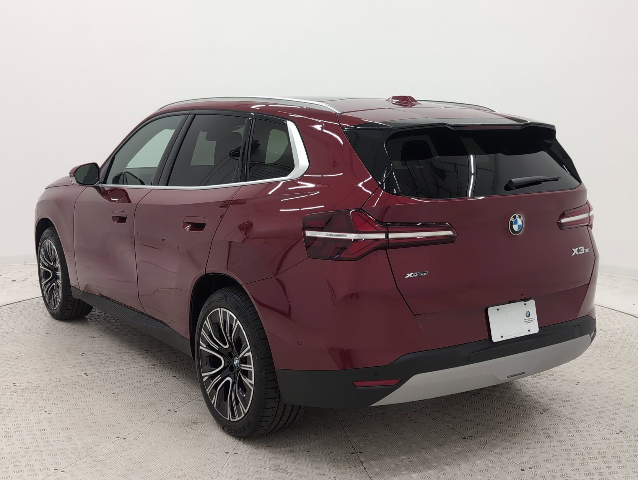 Used 2026 BMW X3 xDrive30i w/ Premium Package AWD/4WD image 3