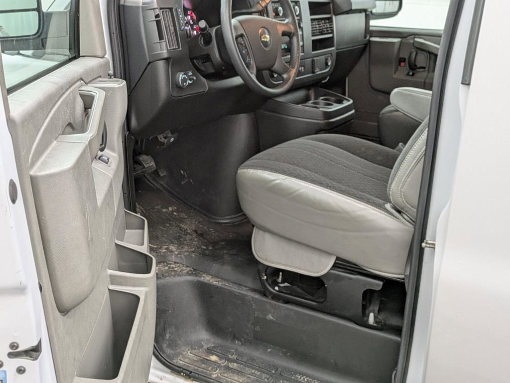Used 2024 Chevrolet Express 2500 w/ Driver Convenience Package image 16