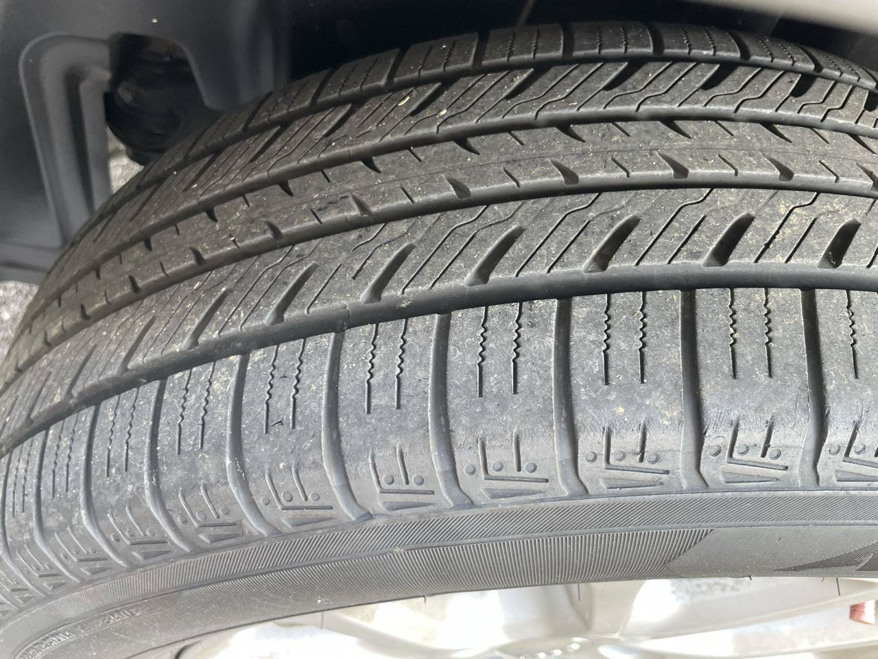 Used 2016 Jeep Cherokee Latitude AWD/4WD image 3