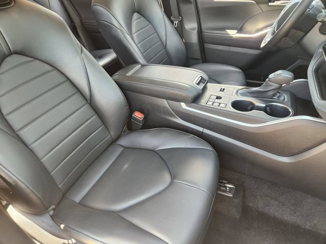 Used 2023 Toyota Highlander XLE FWD image 10