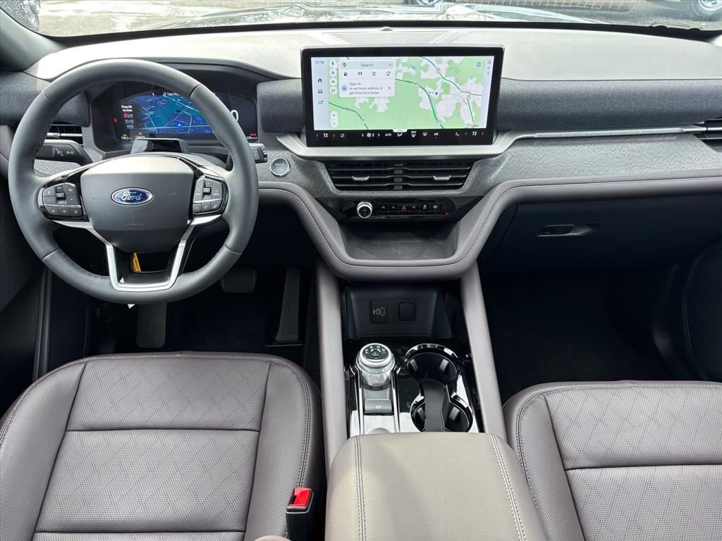 New 2026 Ford Explorer Platinum RWD image 3