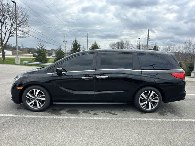 Used 2023 Honda Odyssey Touring image 2