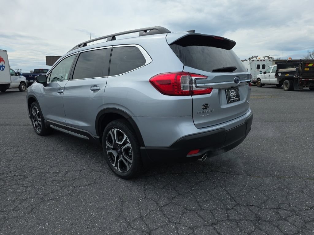 New 2026 Subaru Ascent Limited image 2