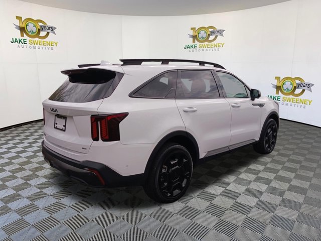 Used 2025 Kia Sorento SX AWD/4WD image 10