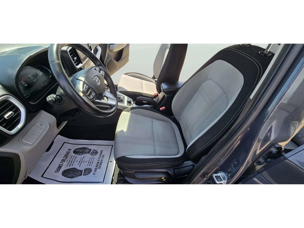 Used 2023 Hyundai Venue SEL w/ Cargo Package FWD image 22