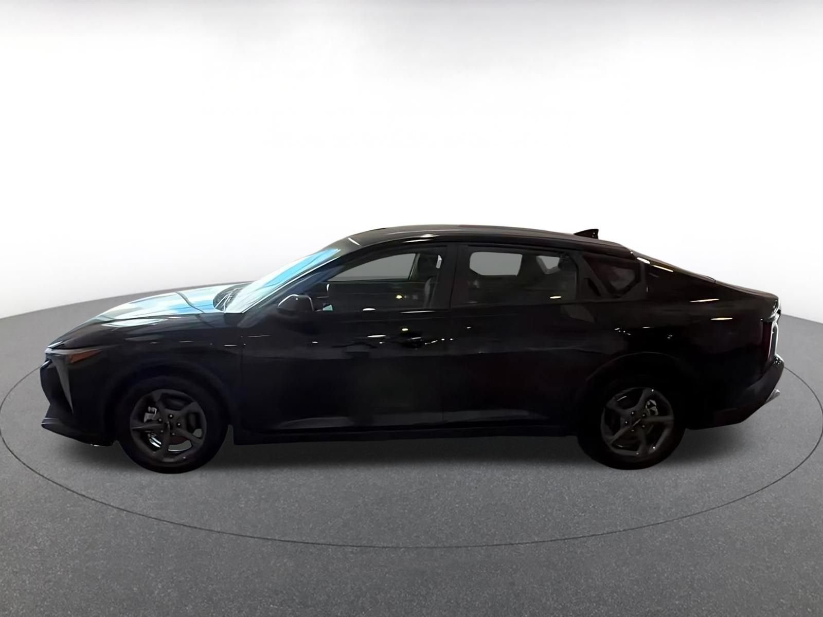 Used 2026 Kia K4 FWD image 8