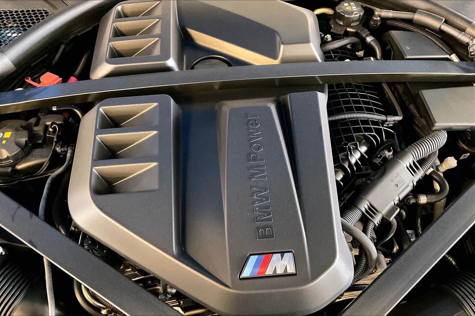 New 2026 BMW M2 w/ Lighting Package RWD image 17
