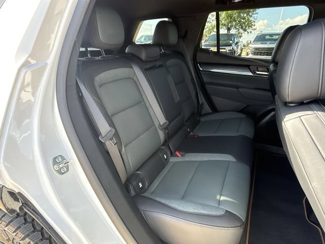Used 2026 GMC Terrain AT4 w/ Convenience Package III AWD/4WD image 29
