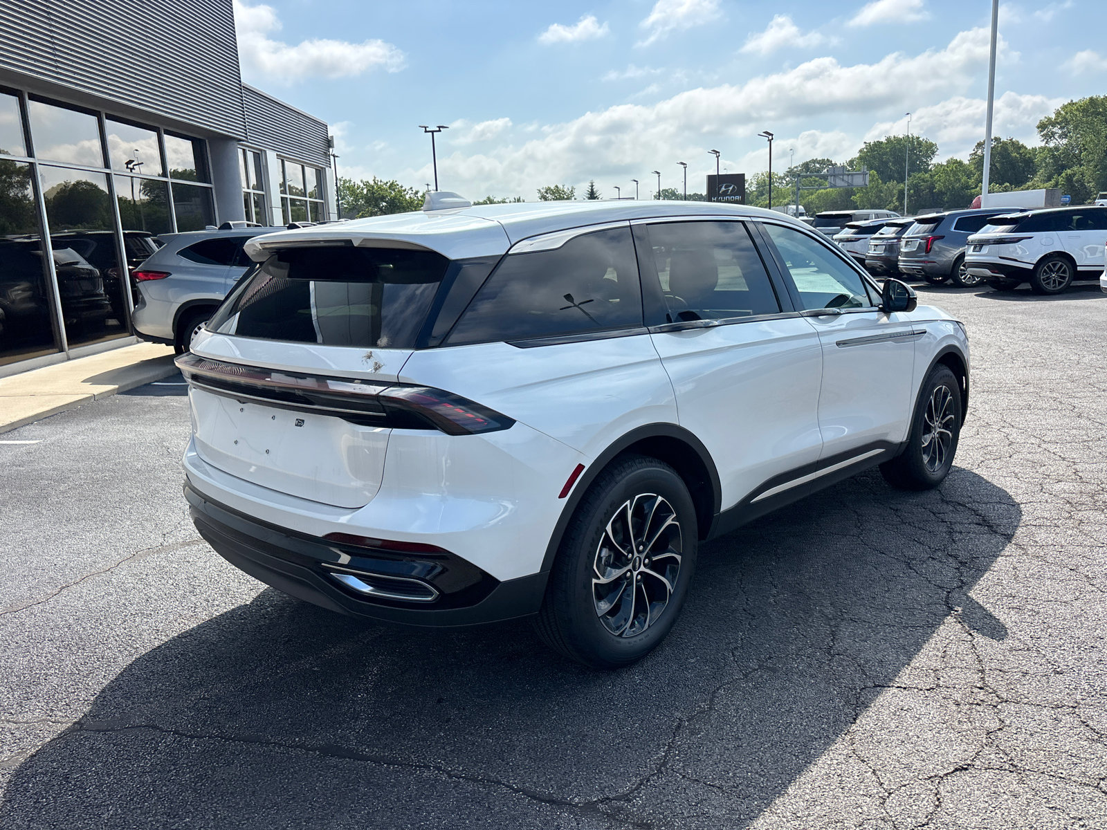 New 2026 Lincoln Nautilus Premier w/ Equipment Group 102A AWD/4WD image 7