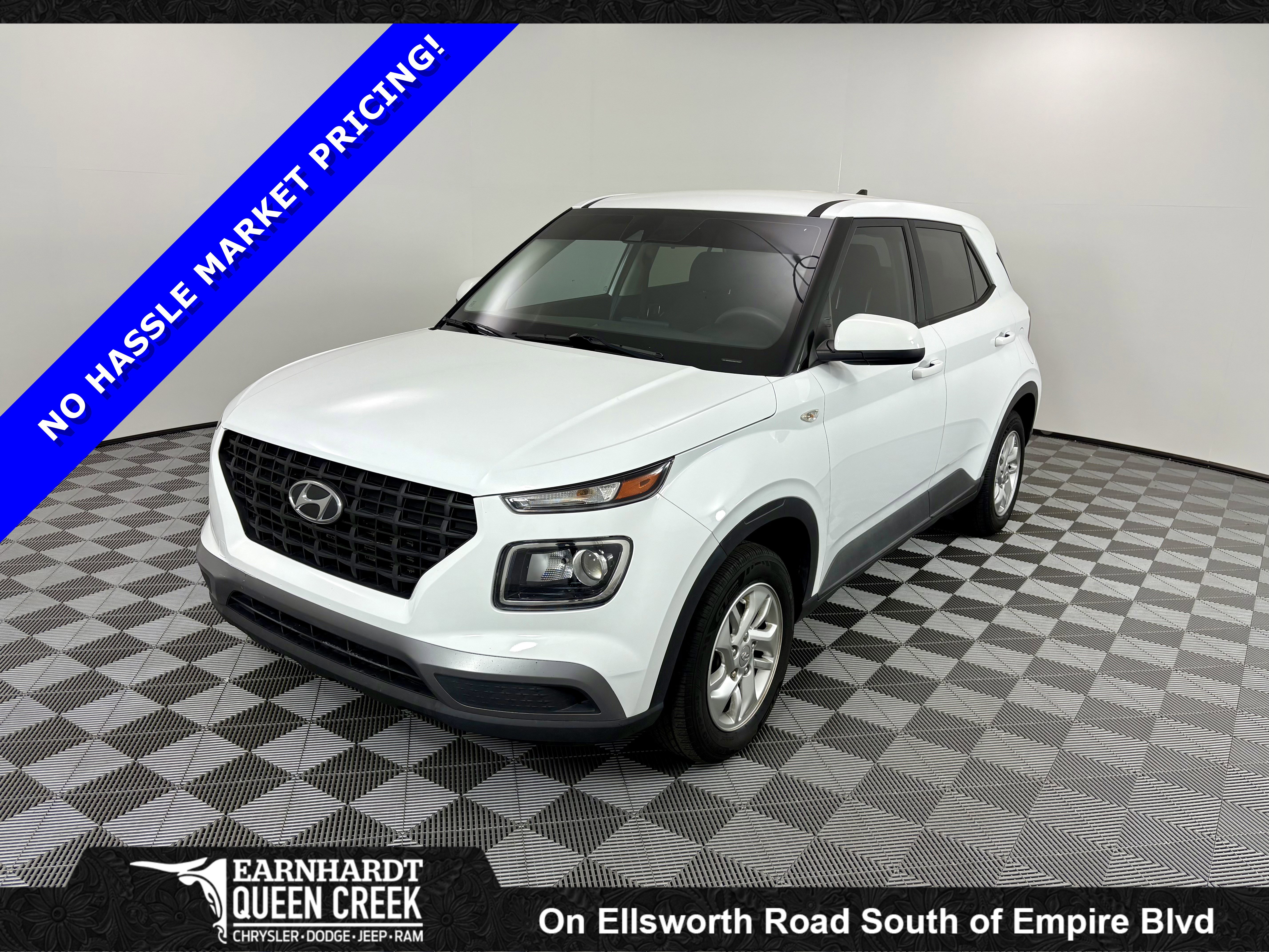 Used 2022 Hyundai Venue SE w/ Cargo Package