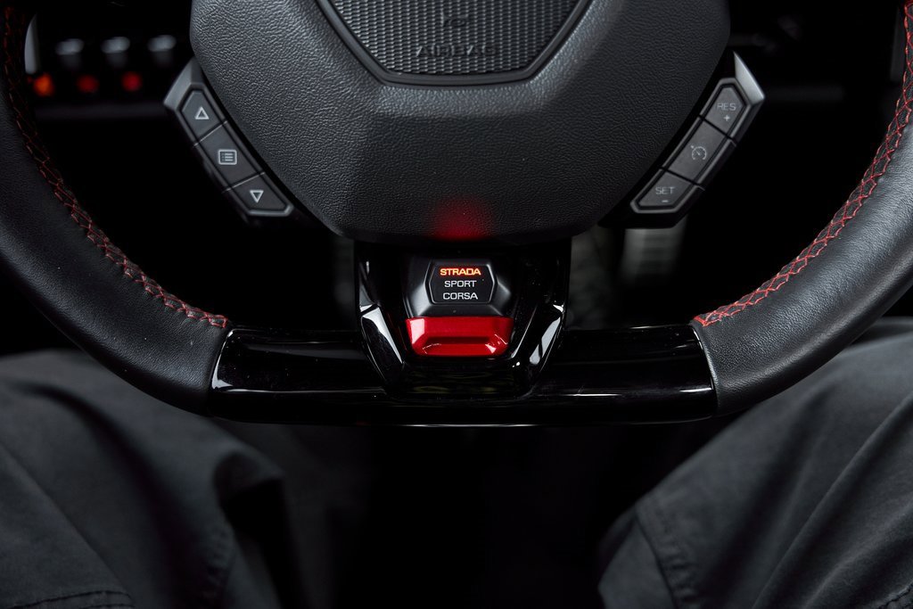 Used 2023 Lamborghini Huracan Tecnica image 60