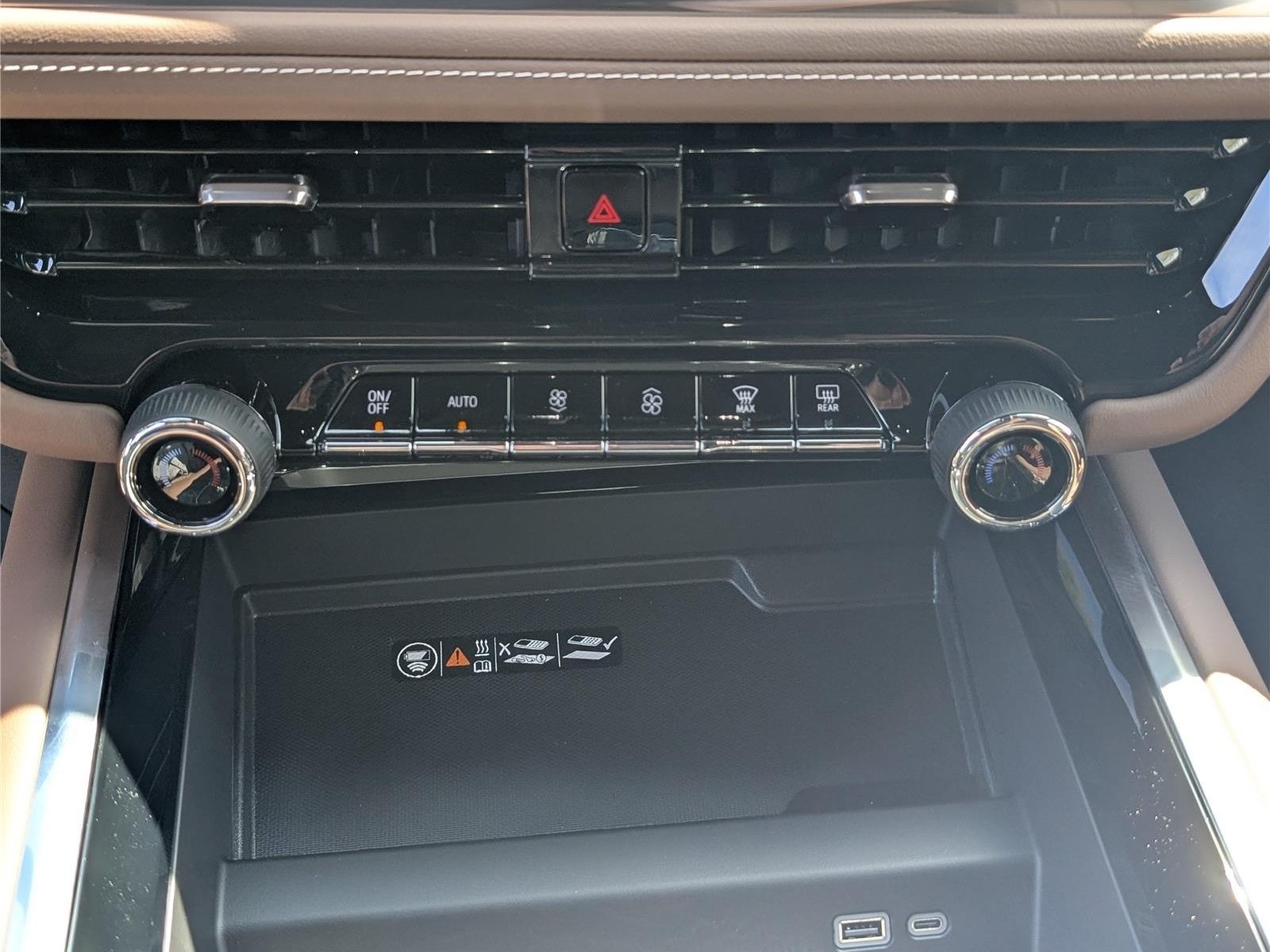 New 2026 Chevrolet Tahoe High Country AWD/4WD image 28