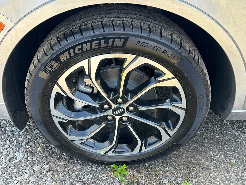 New 2026 Lincoln Nautilus Reserve AWD/4WD image 5