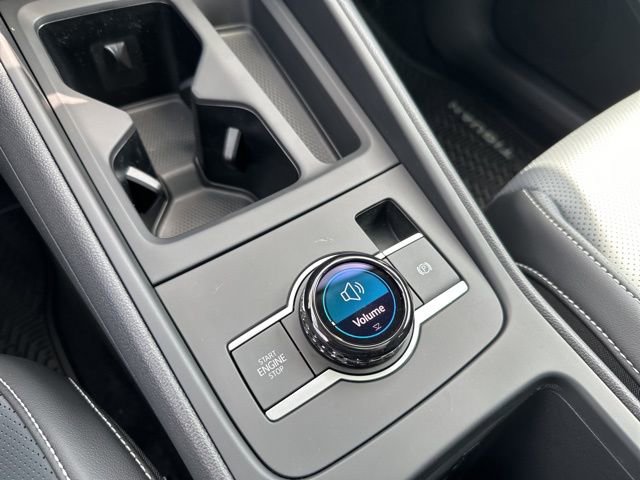 New 2025 Volkswagen Tiguan SE image 21