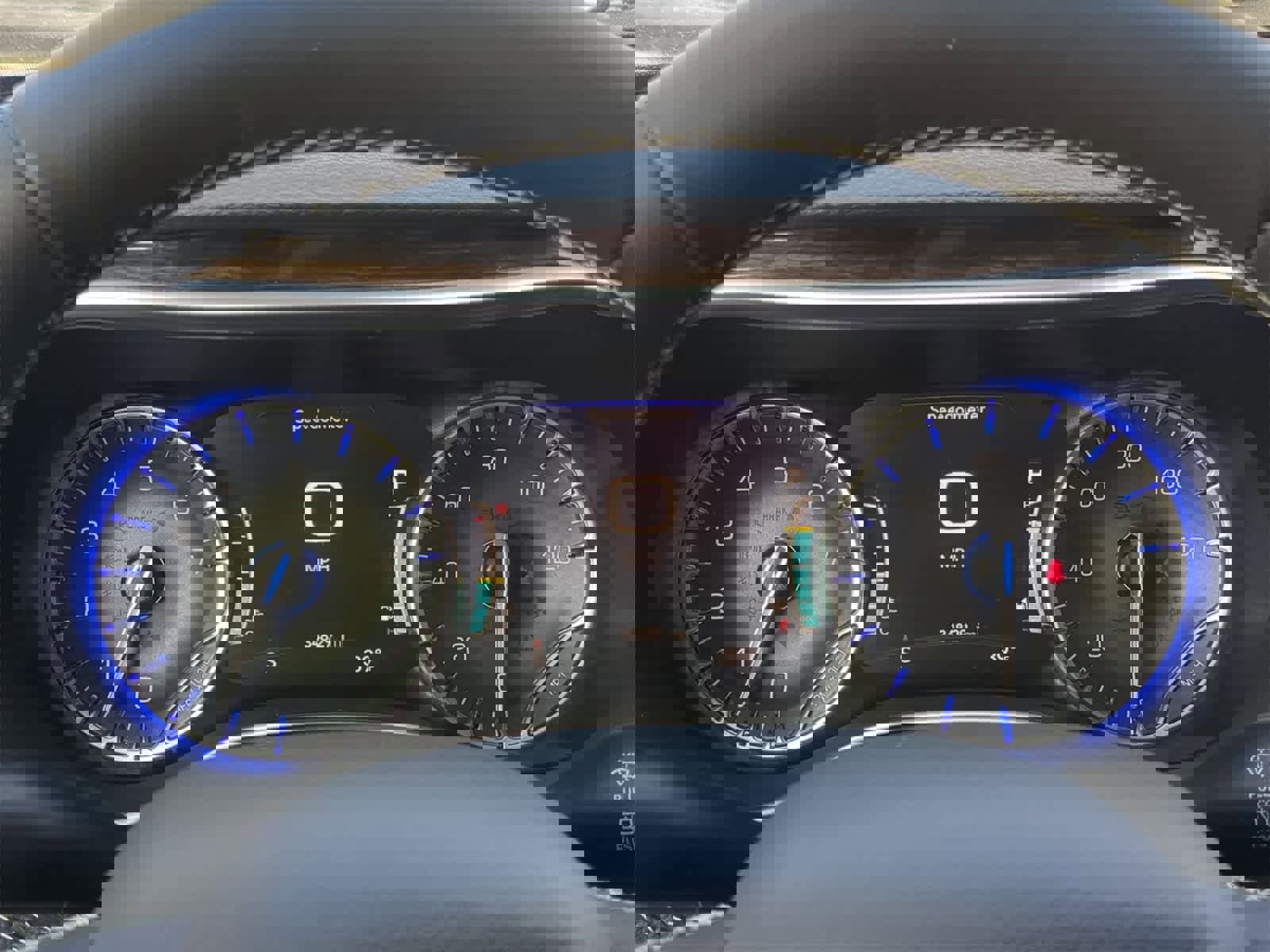 Used 2023 Chrysler Pacifica Limited image 40