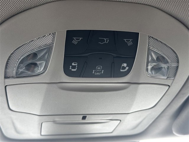 Certified 2019 Chrysler Pacifica Touring-L image 40